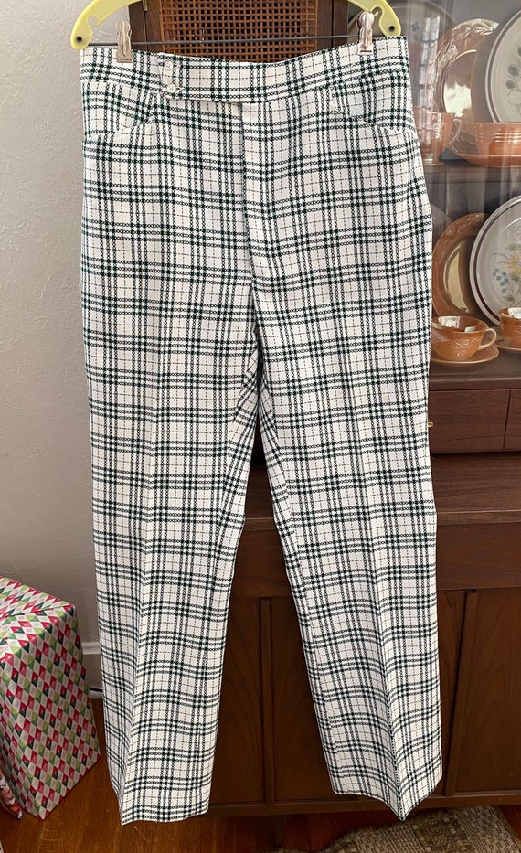 Ladies white and green Gem