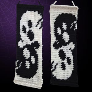 Crochet Ghost Wall Hanging | Halloween Tapestry Crochet | Halloween Wall Hanging | Crochet Halloween Decoration | Reversible Wall Hanging