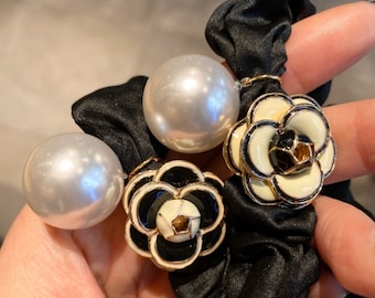 CHANEL ヴィンテージ シルバー バレッタ 楽天市場】CHANEL シャネル ロゴ バレッタ ヘアクリップ