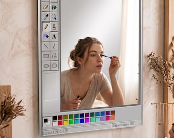 Könnte beinhalten: Ein rechteckiger Wandspiegel, der wie die Benutzeroberfläche von Microsoft Paint gestaltet ist. Der Rahmen zeigt eine Werkzeugleiste mit Symbolen, eine Farbpalette sowie den Text 'Untitled - Paint', 'File', 'Edit', 'View', 'Image', 'Colors', 'Help' und 'Canvas size x 360'.
