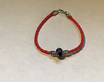Pulsera roja, pulsera de cuero trollbead, pulsera de encanto, regalo para ella, pulsera de cuero rojo
