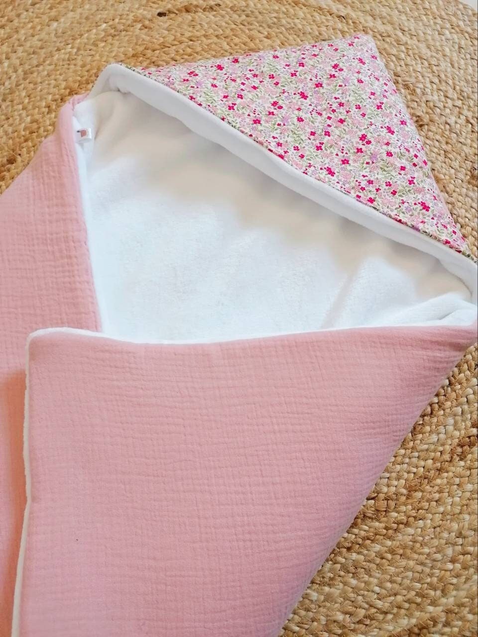 Couverture Capuche Molletonnée en Double Gaze et Coton