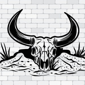 Puede incluir: Ilustración en blanco y negro de una calavera de toro con grandes cuernos curvados. El cráneo está detallado con cuencas de los ojos, cavidad nasal y dientes. La imagen incluye hierba estilizada y está sobre un fondo de pared de ladrillos blancos.