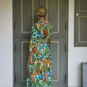 Women's Vibrant Frida Kahlo Maxi Dress with Bold Floral Design