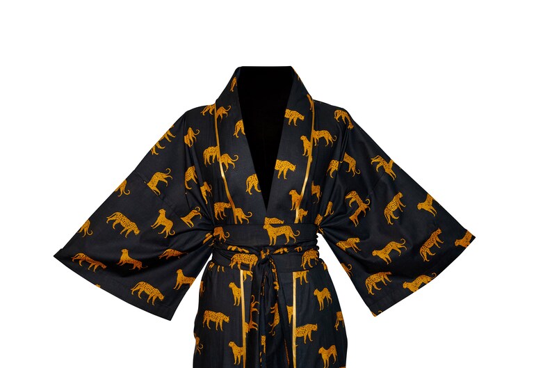 Leopard Printed Kimono - Frida kimono - Robes - Short - Midi image 4