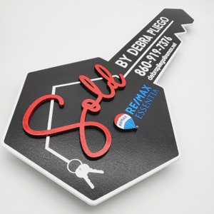 Key Sold Sign REMAX, Closing Photo Prop, 3D Key Sign for Realtors, Realtor Gift, Closing Sign, Sold Sign, Custom