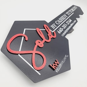 Sold Sign, 3D Realtor Key Sign, KW Closing Photo Prop, Modern Key Sign for Realtors, Realtor Gift, Custom Sign, Sold Sign, Realtor marketing