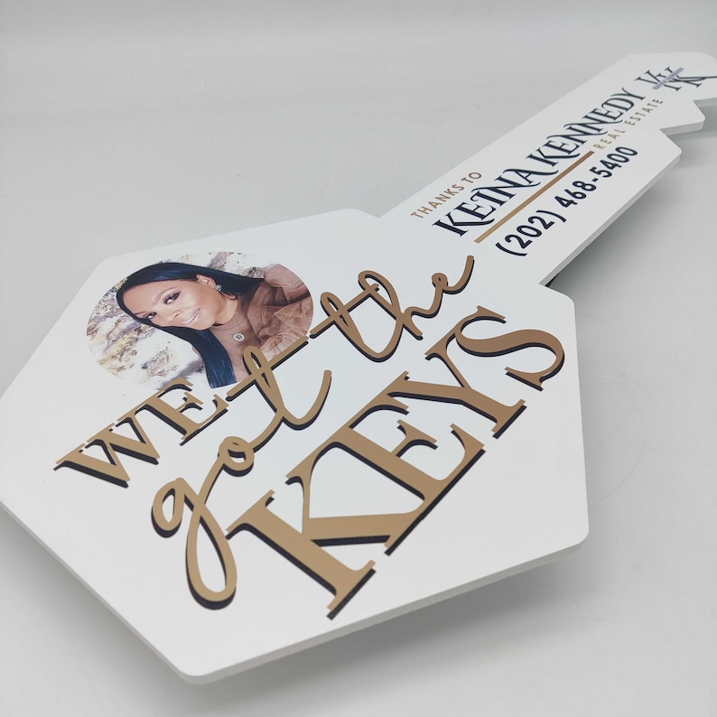 Receiving Keys Lettering We Got the Keys Sign, Personalized Realtor Marketing Key Sign Wit Photo ...