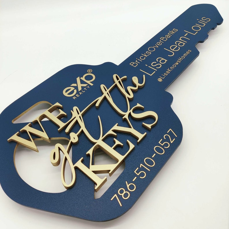Closing Photo Prop, Modern Key Sign for Realtors, Realtor Gift, Closing Sign, Sold Sign, Custom, We got the keys image 1