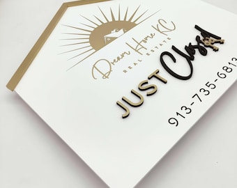 Just Closed House Shaped Sign, We Got the Keys, Realtor House Sign, Real Estate Sign, Realtor Marketing, Realtor Prop, Gift