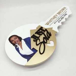 Just Sold Sign, 3D Realtor Key Sign, Closing Photo Prop, Modern Key Sign for Realtors, Realtor Gift, Custom Sign, Got The Keys Sign