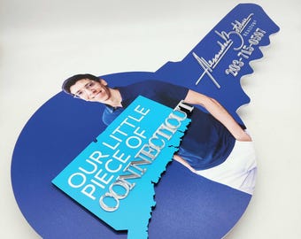 Silver Mirror Key Sold Sign with Photo, Modern Key Sign for Realtors, Realtor Gift, Closing Sign, Sold Sign, Custom