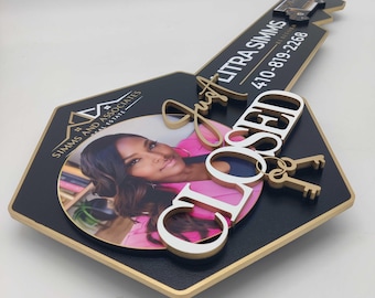 Just Closed sign, 3D Key Sign, Sold Real Estate Key, Closing Gift for Realtor, Real Estate Key, Custom Logo sign with PHOTO