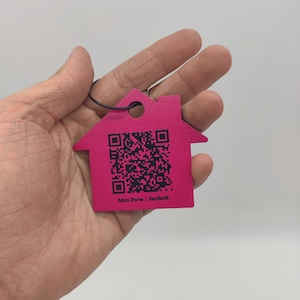 QR Custom Keychain with Logo, Real Estate Keychain, Realtor Closing Gift, Housewarming Gift, Realtor Gift, Keychain, Welcome Home Keychain