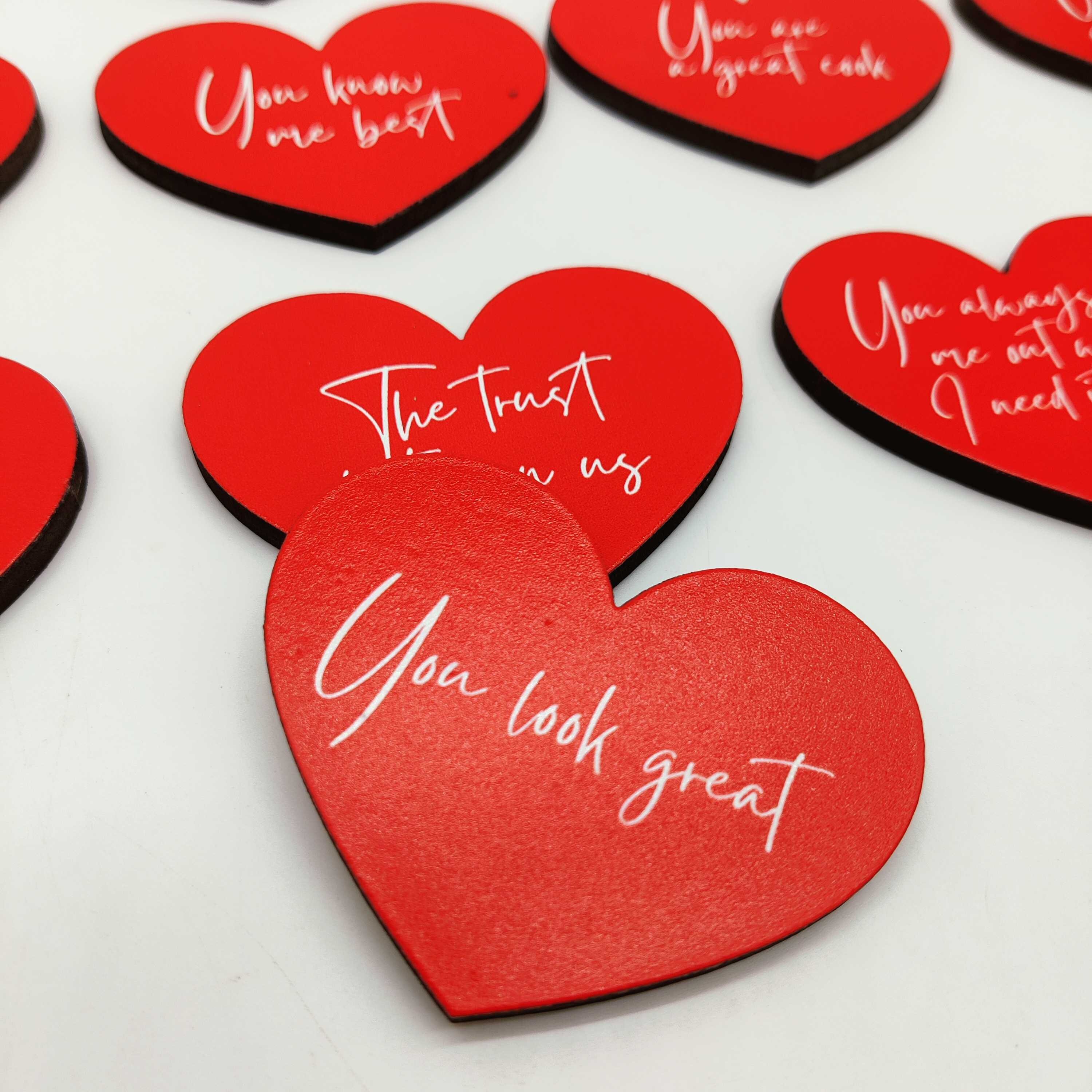 1000 Pezzi Adesivi A Forma Di Cuore Di San Valentino - Etichette Decorative Amore Autoadesive - 16 Tipi Di Rotoli Colorati Con Motivo D'Amore
