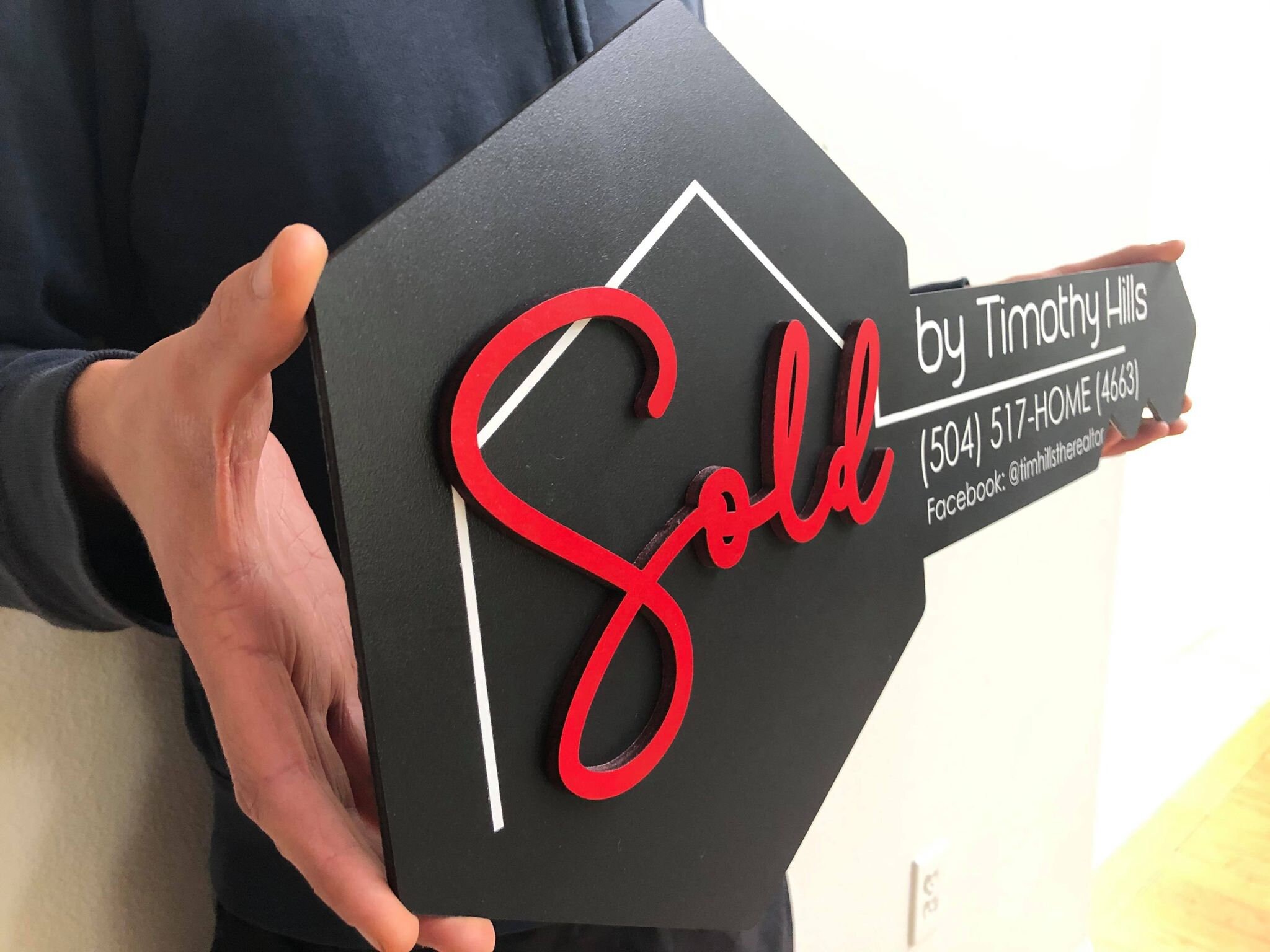 Realtor Key Sold Sign, Closing Photo Prop, Modern Key Sign for Realto…