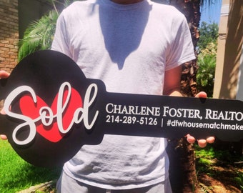 Sold Testimonial Prop, 3D Realtors Sold Sign, Sold Key Sign for Realtors, Realtor Gift, Heart Sign, Key Shaped Sold Sign, 3D Agent sign