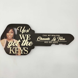 Photo Key Sign, We got the Keys, Closing Photo Prop, Modern Key Sign for Realtors, Realtor Gift, Custom Sign, Personalized 3D Sold Sign