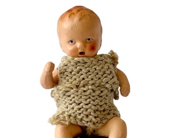 Antique 1930s German Hertwig Dollhouse Baby Doll – 9.5cm, Jointed, Hand-Painted
