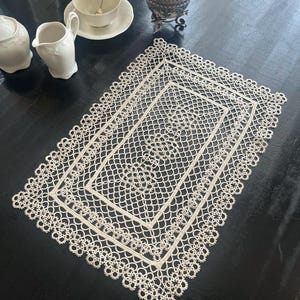 Antique Handmade Cotton Lace Napkin – Vintage Tatting Lace Doily