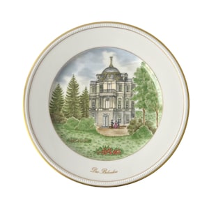 Vintage Porcelain Wall Hanging Decorative Plate by porcelain manufacture AK Kaiser. Berlin Castles Collection. Das Belvedere.