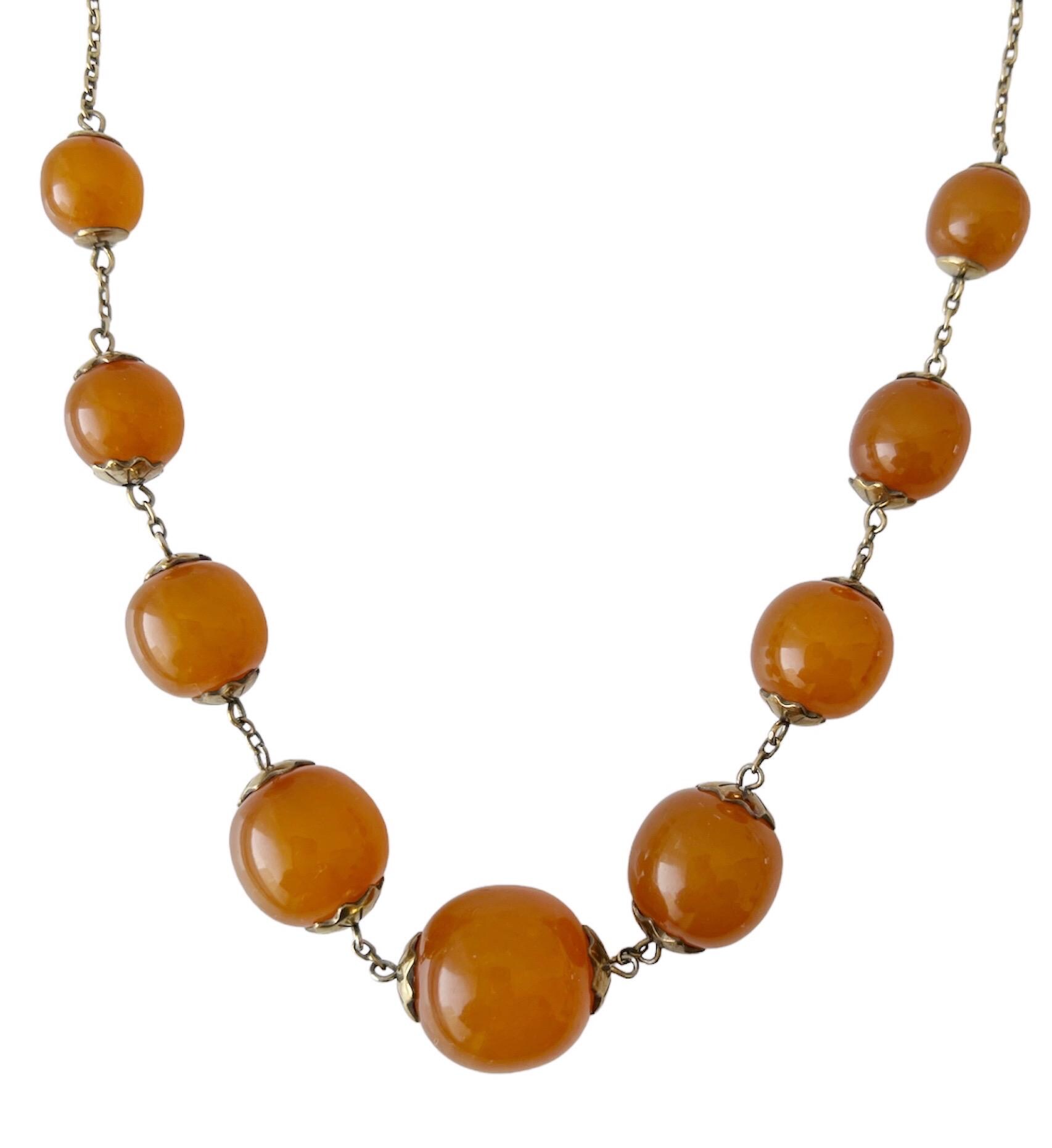 Collier Vintage Métal Argenté Et Perles D'ambre - Bijou Ancien Occasion