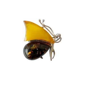 Vintage Butterfly Brooch. Silver and Baltic Amber.