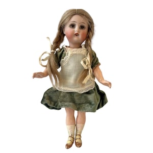 Antique Kämmer & Reinhardt Mignonette Doll – Simon and Halbig, Bisque Head, Sleeping Eyes