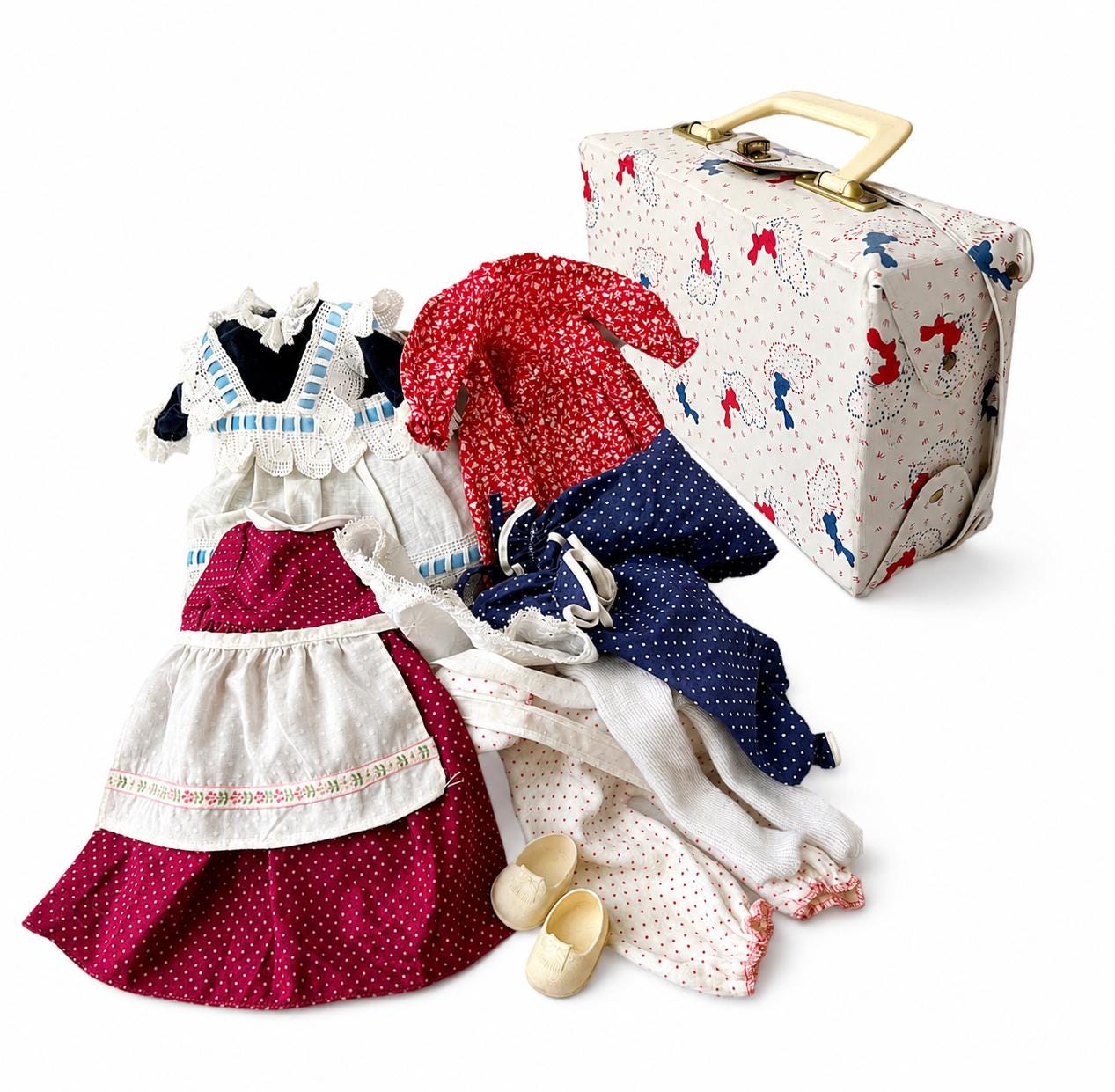 Vintage Hildegard Krahmer Kuck in Die Welt Doll With Suitcase and