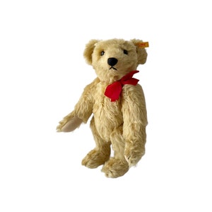 Steiff. Teddy Bear. Classic 1909 Blonde Model 0166/43.