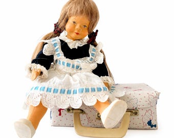 Vintage Hildegard Krahmer Kuck in Die Welt Doll With Suitcase and
