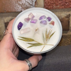 French Lilac 11 oz Soy Candle | White Glass Vessel | Polished Fluorite Chips, Dried Bamboo Leaves | French Lilac Scented, Clean | Non-Toxic