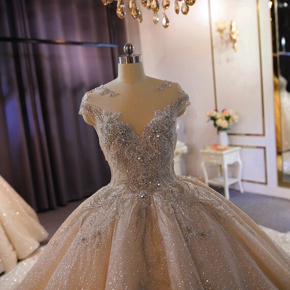 Vestidos de gala con pedrería hot sale
