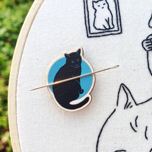 Needle minder, black cat needle minder, needle rest, embroidery accessory, needle holder, needle magnet