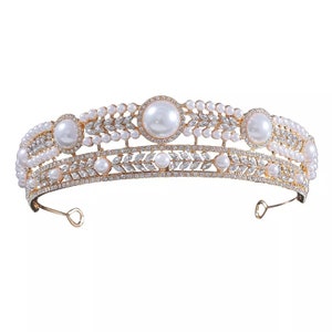 Pearl Headpiece Bridal Tiara, Wedding Tiara, bride Crowns, Wedding Crown, Bridal Tiara, Floral Bridal jewelry set bridesmaids gifts baroque