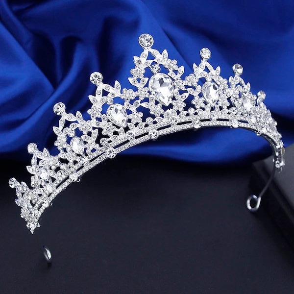 Crystal Wedding crown, Bridal Tiara, Rhinestone Headpiece, Crystal tiara, Crown vintage, bride tiara silver  Crowns and tiaras