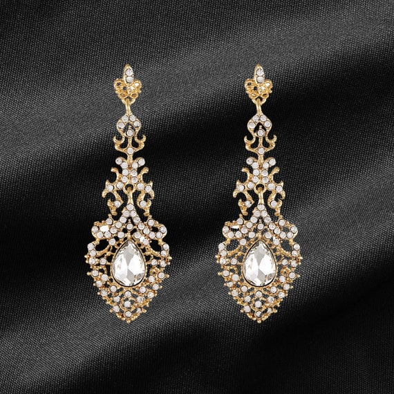 Floral Bridal Earrings,Crystal Wedding Earrings,Floral Jewelry,Crystal Jewelry,Rhinestone Earrings,Dangle Earrings, gold jewelry