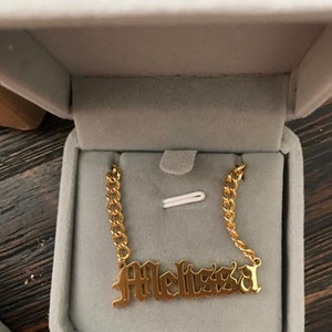 18K Old English Name Necklace / Name Plate Necklace / Old English Name Plate Necklace / Old English Name Plate / Name Necklace / Name Plate 18K Gold Plated