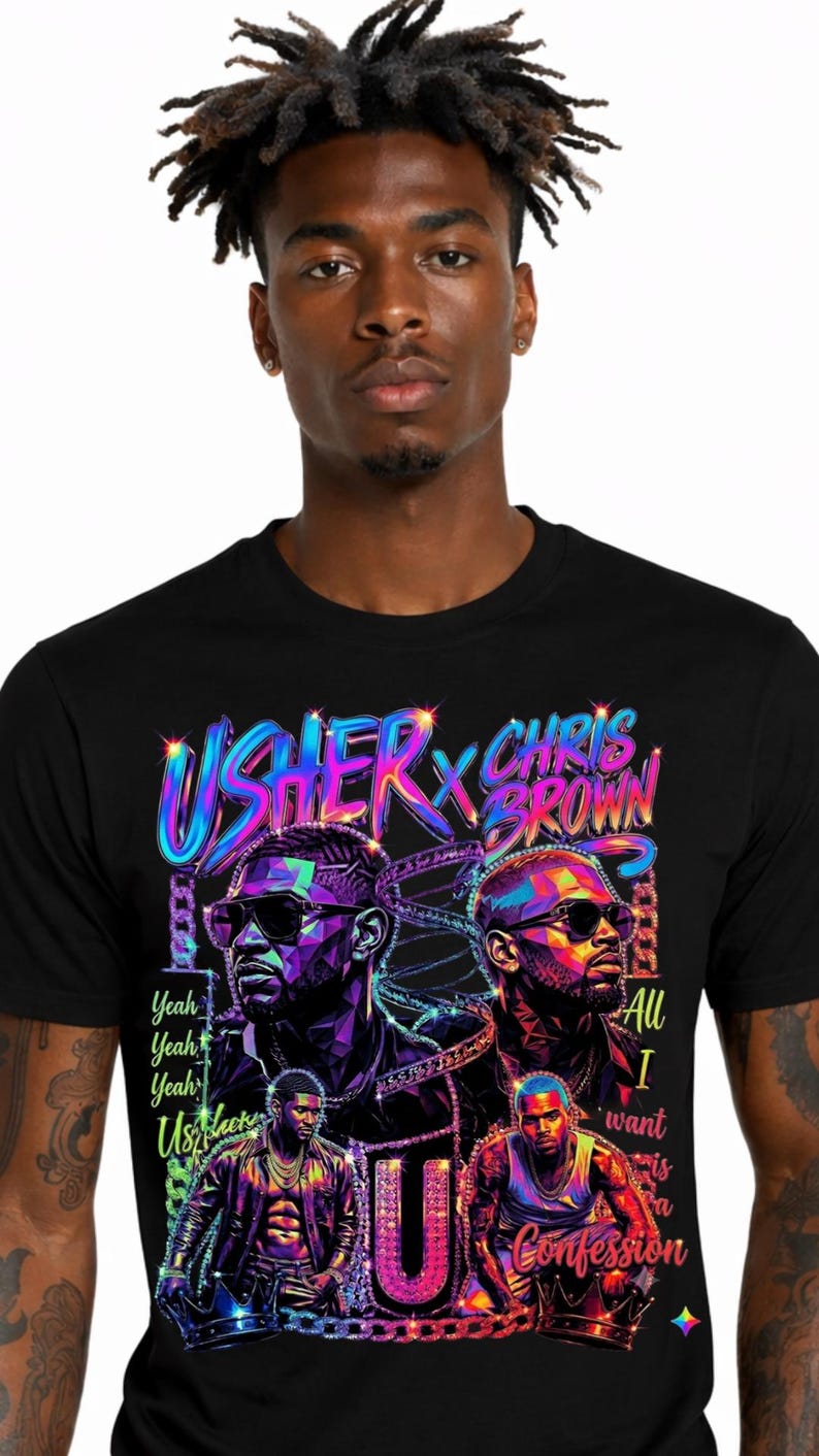 K&ouml;nnte beinhalten: Ein schwarzes T-Shirt mit einem lebendigen, mehrfarbigen Grafikdruck von Usher und Chris Brown. Das Design enth&auml;lt den Text "USHER X CHRIS BROWN", "Yeah Yeah Yeah Usher" und "All I want is a Confession" mit stilisierten Portr&auml;ts und Kronen.
