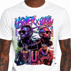 K&ouml;nnte beinhalten: Ein wei&szlig;es T-Shirt mit einem lebendigen Grafikdruck von Usher und Chris Brown. Das Design umfasst stilisierte Portr&auml;ts, Ketten und den Text "USHER X CHRIS BROWN" oben, wobei "All I want is a Confession" in Schreibschrift auf der rechten Seite steht.