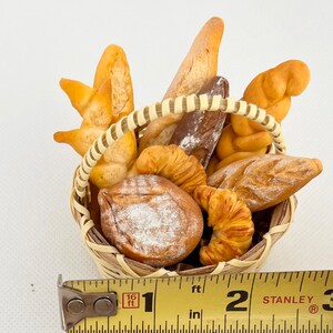 1:6 Scale Miniature Bread Basket for Blythe Style Dolls, Miniature ...