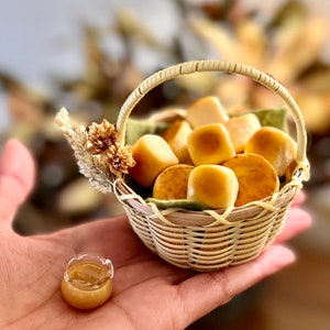 1:6 Scale Miniature Bread Basket for Blythe Style Dolls, Miniature ...