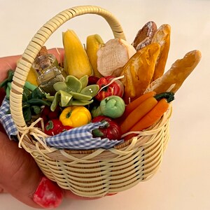 1:6 Scale Miniature Bread Basket for Blythe Style Dolls, Miniature ...