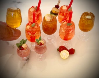 Miniature lemonade and ice tea for Blythe style doll, 1:6 scale, fake lemonade, fake iced tea,
