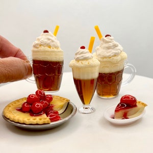 Miniature root beer float for 1:6 scale and 1 3 scale dolls, Blythe doll root beer float, 18 inch doll root beer float, Mini fake floats