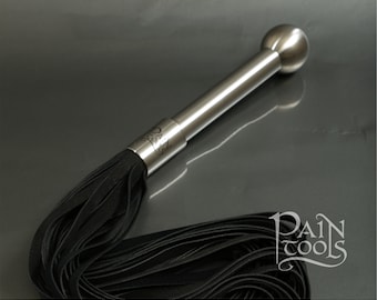 Leather Flogger TAURUS strong S12