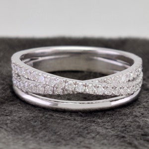 Criss Cross Wedding Band, Moissanite Crossover Ring, Criss Cross Statement Rings For Women, Art Deco Gold Anniversary Rings, Unique Band