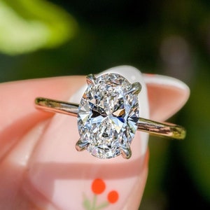 Oval Engagement Rings For Women, Promise Ring For Her, Simple Hidden Halo Engagement Ring, Simulated Diamond, Perfect Propose Ring, Silver