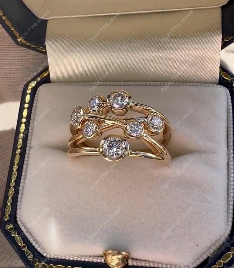 Crossover Bezel Set Ring, Moissanite Scatter Ring, Multi Stone Bubble ...