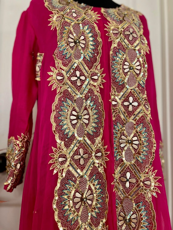 Beautiful Fuschia Magenta and Gold Sequined Tunic. - image 4